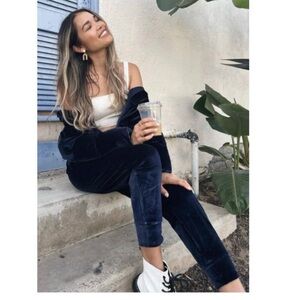 Fabletics Navy Blue Tie Waist Luxe Velour Daria Joggers Medium